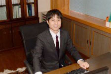 安野弘明